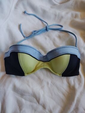 Victoria's Secret Colorblock Style Halter Bikini Top